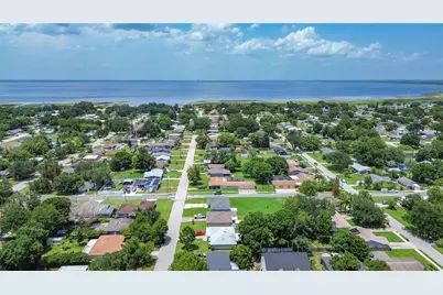 517 Illinois Avenue, Saint Cloud, FL 34769 - Photo 4