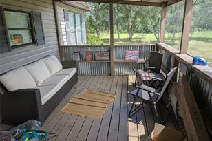 933 NE Fir St, Pinetta, FL 32350 - Photo 16