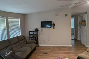 933 NE Fir St, Pinetta, FL 32350 - Photo 12