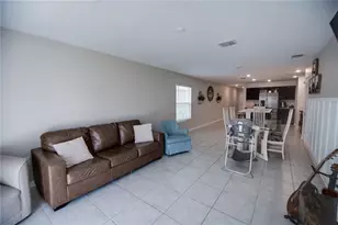 4302 Sunny Creek Pl, Kissimmee, FL 34746 - Photo 6