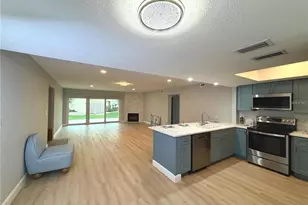 7550 Sunshine Skyway Ln S, Saint Petersburg, FL 33711 - Photo 14