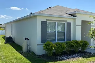 3018 Royal Tern Dr, Winter Haven, FL 33881 - Photo 2