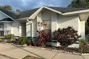 1164 Jade E Ln, Kissimmee, FL 34744 - Photo 2