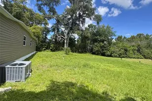 904 Robinson Ave, Saint Cloud, FL 34769 - Photo 10