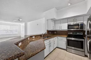 13003 Plantation Park Cir, Orlando, FL 32821 - Photo 18