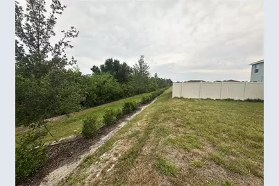 5923 Flagstone Trail, Palmetto, FL 34221 - Photo 10
