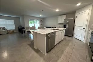 5923 Flagstone Trl, Palmetto, FL 34221 - Photo 18