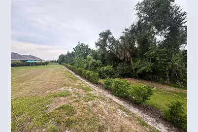 5923 Flagstone Trail, Palmetto, FL 34221 - Photo 8