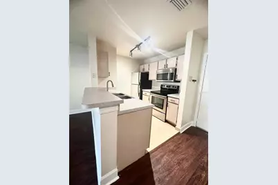 5467 Vineland Road #6114, Orlando, FL 32811 - Photo 4