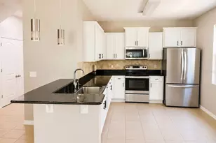 2256 Betsy Ross Ln, Saint Cloud, FL 34769 - Photo 4