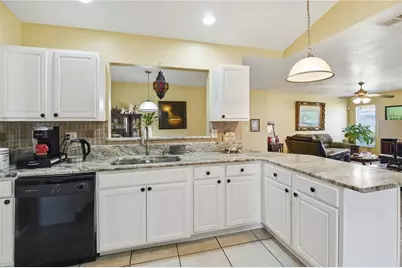 642 Madrid Drive, Kissimmee, FL 34758 - Photo 10