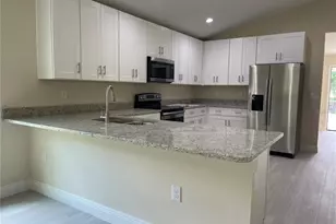 1326 Burnley Ct, Kissimmee, FL 34758 - Photo 6