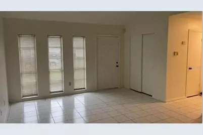 319 La Paz Drive, Kissimmee, FL 34743 - Photo 2