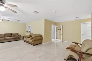 5730 Anna Dr, Tampa, FL 33610 - Photo 10