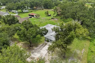 5730 Anna Dr, Tampa, FL 33610 - Photo 36