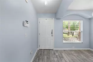 2705 Emerald Lake Ct, Kissimmee, FL 34744 - Photo 12