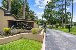 2705 Emerald Lake Ct, Kissimmee, FL 34744 - Photo 46