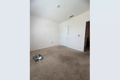 297 Meadowbrook Boulevard, Winter Haven, FL 33881 - Photo 4