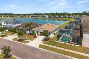 4717 Blue Diamond St, Kissimmee, FL 34746 - Photo 2