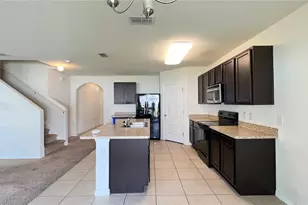 3670 Maidencain St, Clermont, FL 34714 - Photo 8