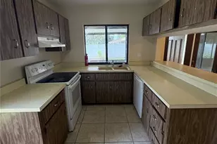 11 Trophy Ln, Kissimmee, FL 34759 - Photo 4