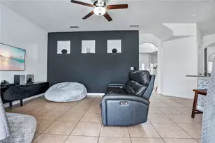 3571 Maple Ridge Loop, Kissimmee, FL 34741 - Photo 4