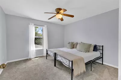 4912 Newton Court, Saint Cloud, FL 34771 - Photo 12