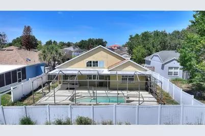 844 Berwick Dr, Davenport, FL 33897 - Photo 2
