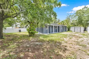 1409 College Park Ln, Tampa, FL 33612 - Photo 12