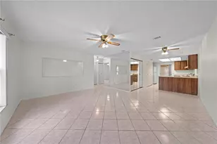 59 E Country Cove, Kissimmee, FL 34743 - Photo 10