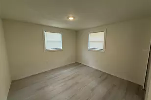3019 Lloyd Dr, Holiday, FL 34691 - Photo 10