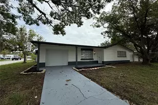 3019 Lloyd Dr, Holiday, FL 34691 - Photo 1