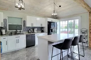654 Madrid Dr, Kissimmee, FL 34758 - Photo 4