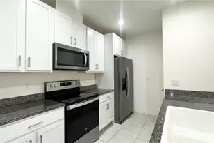 3805 Hampton Chase Ln, Sanford, FL 32771 - Photo 4