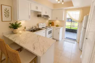 29 W Country Cove Way, Kissimmee, FL 34743 - Photo 4