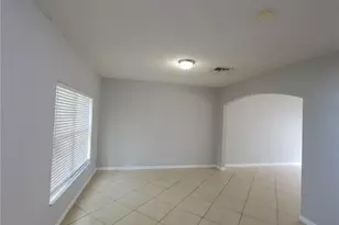 319 Alegriano Ct, Kissimmee, FL 34758 - Photo 6