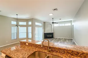 123 Golf Course Pkwy, Davenport, FL 33837 - Photo 10