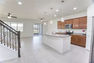 5270 Brydon Woods Cir, Saint Cloud, FL 34771 - Photo 4