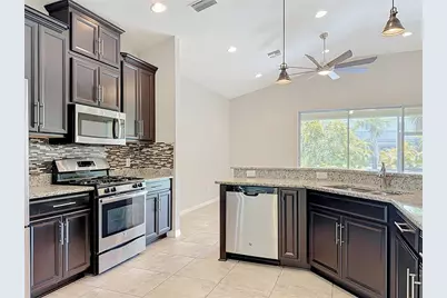5766 Maypop Cir, Sarasota, FL 34238 - Photo 22