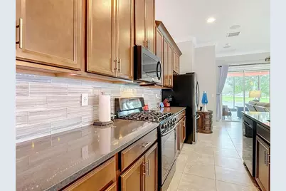 2495 Datura Loop, Saint Cloud, FL 34772 - Photo 10