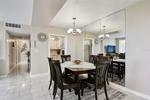 31 Island Way, Clearwater Beach, FL 33767 - Photo 18