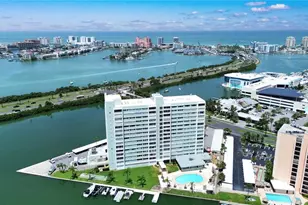 31 Island Way, Clearwater Beach, FL 33767 - Photo 32
