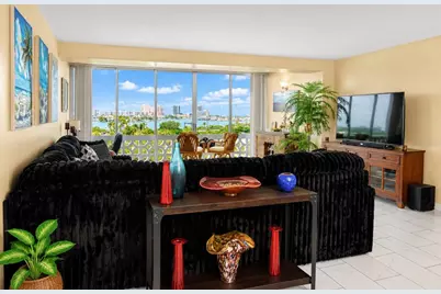 31 Island Way #505, Clearwater Beach, FL 33767 - Photo 4