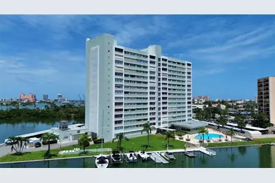 31 Island Way #505, Clearwater Beach, FL 33767 - Photo 2