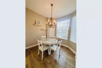 1204 S Beach Cir, Kissimmee, FL 34746 - Photo 2