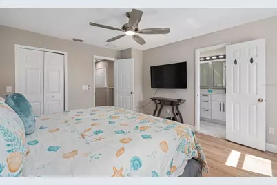 1204 S Beach Cir, Kissimmee, FL 34746 - Photo 18