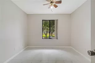 8201 Sun Spring Cir, Orlando, FL 32825 - Photo 26