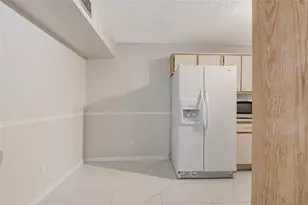 8201 Sun Spring Cir, Orlando, FL 32825 - Photo 12