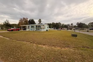 121 Hyde Park Ct, Davenport, FL 33897 - Photo 4