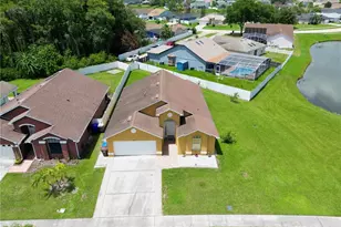 2169 Remington Pointe Blvd, Kissimmee, FL 34743 - Photo 2
